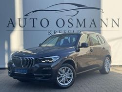 Grau Gebraucht 2021 BMW X5 Sport Line SUV | 41.900 € (Superpreis)