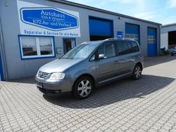 Grau Gebraucht 2004 VW Touran Trendline Van / Kleinbus | 1.500 € (Fairer Preis)