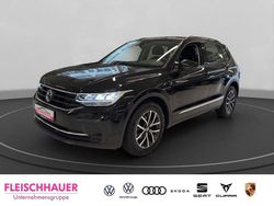 Schwarz Gebraucht 2022 VW Tiguan Life SUV | 29.980 € (Fairer Preis)
