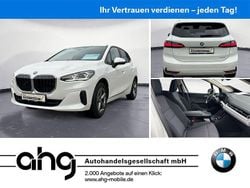 Weiß Gebraucht 2024 BMW 218 Active Tourer Van / Kleinbus | 28.990 € (Guter Preis)