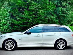 Weiß Gebraucht 2010 Mercedes C250 Avantgarde Kombi | 12.920 €