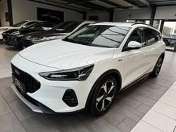Weiß Gebraucht 2023 Ford Focus Active X Limousine | 18.900 € (Fairer Preis)