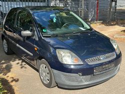Blau Gebraucht 2006 Ford Fiesta Ambiente Kleinwagen | 1.199 € (Guter Preis)