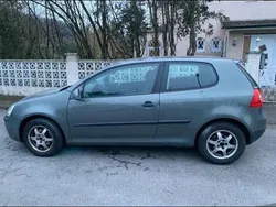 Gebraucht 2006 VW Golf V Kleinwagen | 2.200 €