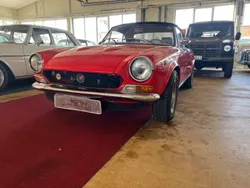 Rot Gebraucht 1973 Fiat 124 Spider Sport Cabrio | 18.900 €