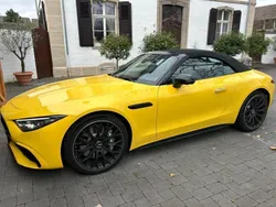 Gelb Gebraucht 2023 Mercedes SL43 AMG AMG Cabrio | 92.950 € (Superpreis)