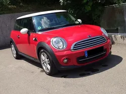 Rot Gebraucht 2010 Mini Cooper Kleinwagen | 6.900 € (Etwas zu teuer)