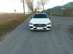 Weiß Gebraucht 2023 Mercedes CLA35 AMG Shooting Brake AMG Kombi | 34.000 € (Superpreis)
