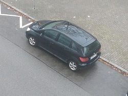 Schwarz Gebraucht 2007 Mercedes 190 Limousine | 2.250 €