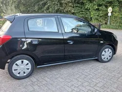 Schwarz Gebraucht 2014 Mitsubishi Space Star Limousine | 2.800 € (Guter Preis)