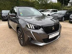 Grau Gebraucht 2022 Peugeot 2008 GT SUV | 19.999 € (Guter Preis)