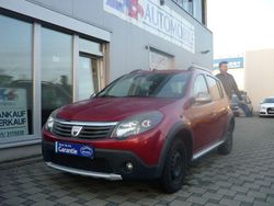 Rot Gebraucht 2010 Dacia Sandero Stepway SUV | 5.590 € (Teuer)