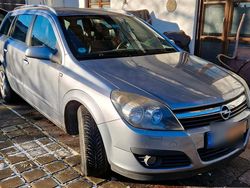 Grau Gebraucht 2006 Opel Astra Kombi | 750 € (Superpreis)