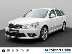 Weiß Gebraucht 2012 Skoda Octavia Sport Kombi | 7.999 € (Fairer Preis)