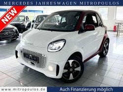 Weiß Gebraucht 2024 Smart ForTwo Coupé Exclusive Coupé | 16.950 € (Etwas zu teuer)