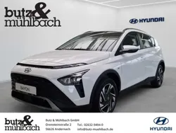 Atlas white Gebraucht 2024 Hyundai Bayon Trend SUV | 21.490 € (Fairer Preis)