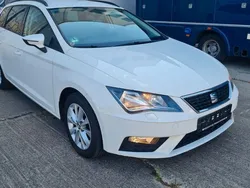 Weiß Gebraucht 2017 Seat Leon ST Style Kombi | 7.900 € (Guter Preis)