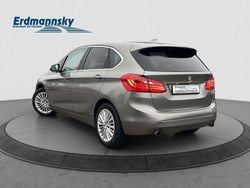 Platinsilber Gebraucht 2016 BMW 220 Active Tourer Luxury Line Van / Kleinbus | 15.480 € (Guter Preis)