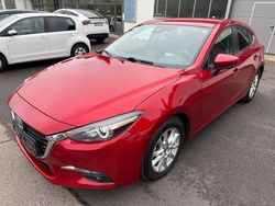 Rot Gebraucht 2017 Mazda 3 Exclusive Limousine | 6.890 € (Guter Preis)
