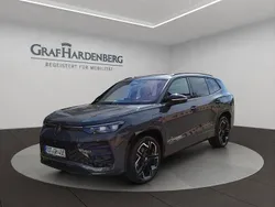 Grau Gebraucht 2025 VW Tayron R-line SUV | 57.780 € (Superpreis)