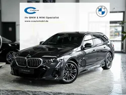 Sophistograu metallic Gebraucht 2025 BMW 520 M Sport Kombi | 56.448 € (Superpreis)