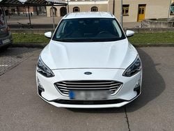 Weiß Gebraucht 2019 Ford Focus Kombi | 13.999 € (Fairer Preis)
