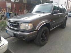 Grau Gebraucht 1999 Ford Explorer SUV | 5.800 €