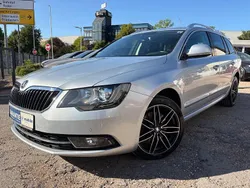 Silber Gebraucht 2015 Skoda Superb Elegance Kombi | 7.999 € (Guter Preis)