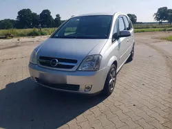 Silber Gebraucht 2003 Opel Meriva Van / Kleinbus | 2.900 € (Etwas zu teuer)