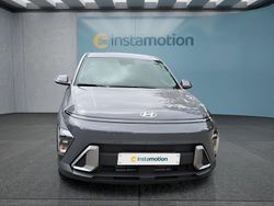 Grau Neu 2025 Hyundai Kona SUV | 25.399 € (Etwas zu teuer)
