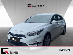 Weiß Gebraucht 2025 Kia Ceed Vision Kleinwagen | 17.990 € (Superpreis)