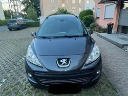 Grau Gebraucht 2013 Peugeot 207 Filou Kombi | 4.950 € (Teuer)