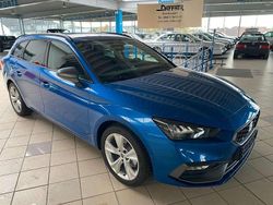 Blau Gebraucht 2025 Seat Leon FR Limousine | 28.490 € (Etwas zu teuer)