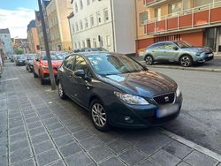 Schwarz Gebraucht 2011 Seat Ibiza Limousine | 2.900 € (Fairer Preis)