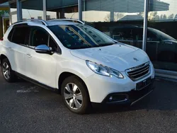 Weiß Gebraucht 2014 Peugeot 2008 Allure SUV | 5.900 € (Fairer Preis)