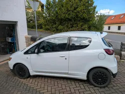 Weiß Gebraucht 2009 Mitsubishi Colt Kleinwagen | 1.250 €