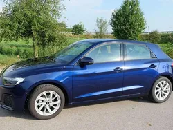 Blau Gebraucht 2023 Audi A1 Sportback Advanced Kleinwagen | 21.500 € (Guter Preis)