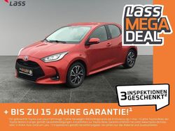 Rot Gebraucht 2022 Toyota Yaris Hybrid Team Limousine | 17.630 € (Fairer Preis)