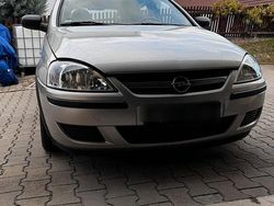 Grau Gebraucht 2004 Opel Corsa Kleinwagen | 650 €