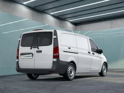 Weiß Gebraucht 2019 Mercedes e-Vito Van / Kleinbus | 15.449 € (Etwas zu teuer)