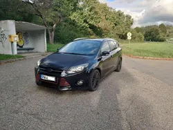 Schwarz Gebraucht 2011 Ford Focus Titanium Kombi | 1.999 € (Guter Preis)