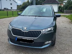 Grau Gebraucht 2019 Skoda Fabia Ambition Kombi | 9.990 € (Fairer Preis)