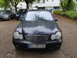 Schwarz Gebraucht 2006 Mercedes C220 Kombi | 2.950 € (Fairer Preis)