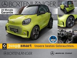 Grün Gebraucht 2023 Smart ForTwo Electric Drive Exclusive | 16.448 € (Fairer Preis)