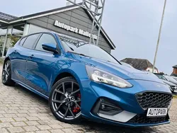 Blau Gebraucht 2021 Ford Focus Performance Edition Limousine | 26.885 € (Guter Preis)