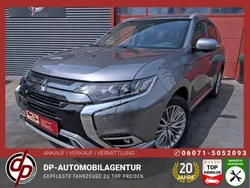 Grau Gebraucht 2021 Mitsubishi Outlander P-HEV SUV | 23.500 € (Fairer Preis)