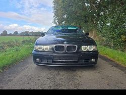 Schwarz Gebraucht 2002 BMW 520 Limousine | 2.750 € (Fairer Preis)