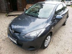 Grau Gebraucht 2010 Mazda 2 Inclusive Kleinwagen | 2.370 € (Fairer Preis)