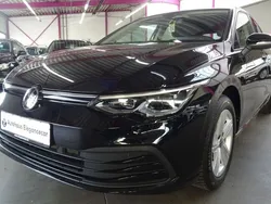 Schwarz Gebraucht 2023 VW Golf VIII Life Limousine | 20.949 € (Guter Preis)