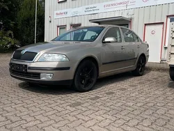 Gold Gebraucht 2006 Skoda Octavia Limousine | 1.800 € (Guter Preis)